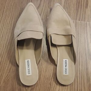 Suede Steve Madden Women's Beige Pointed-Toe Mules